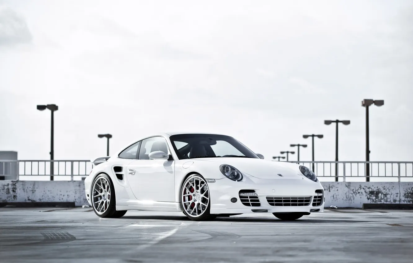 Фото обои белый, небо, 997, Porsche, white, порше, Turbo, передняя часть