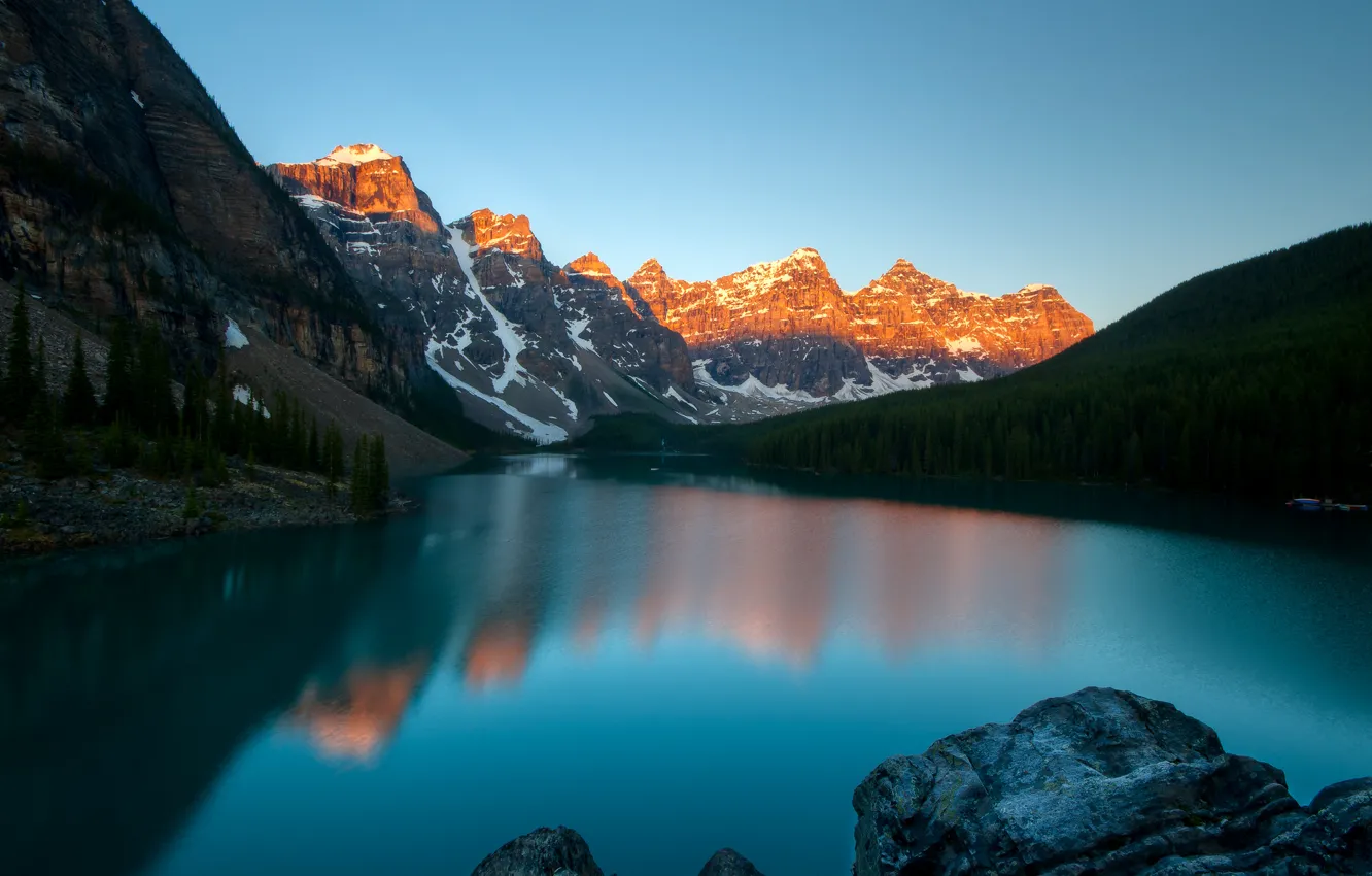 Фото обои свет, горы, озеро, утро, Канада, Banff National Park, Canada, национальный парк