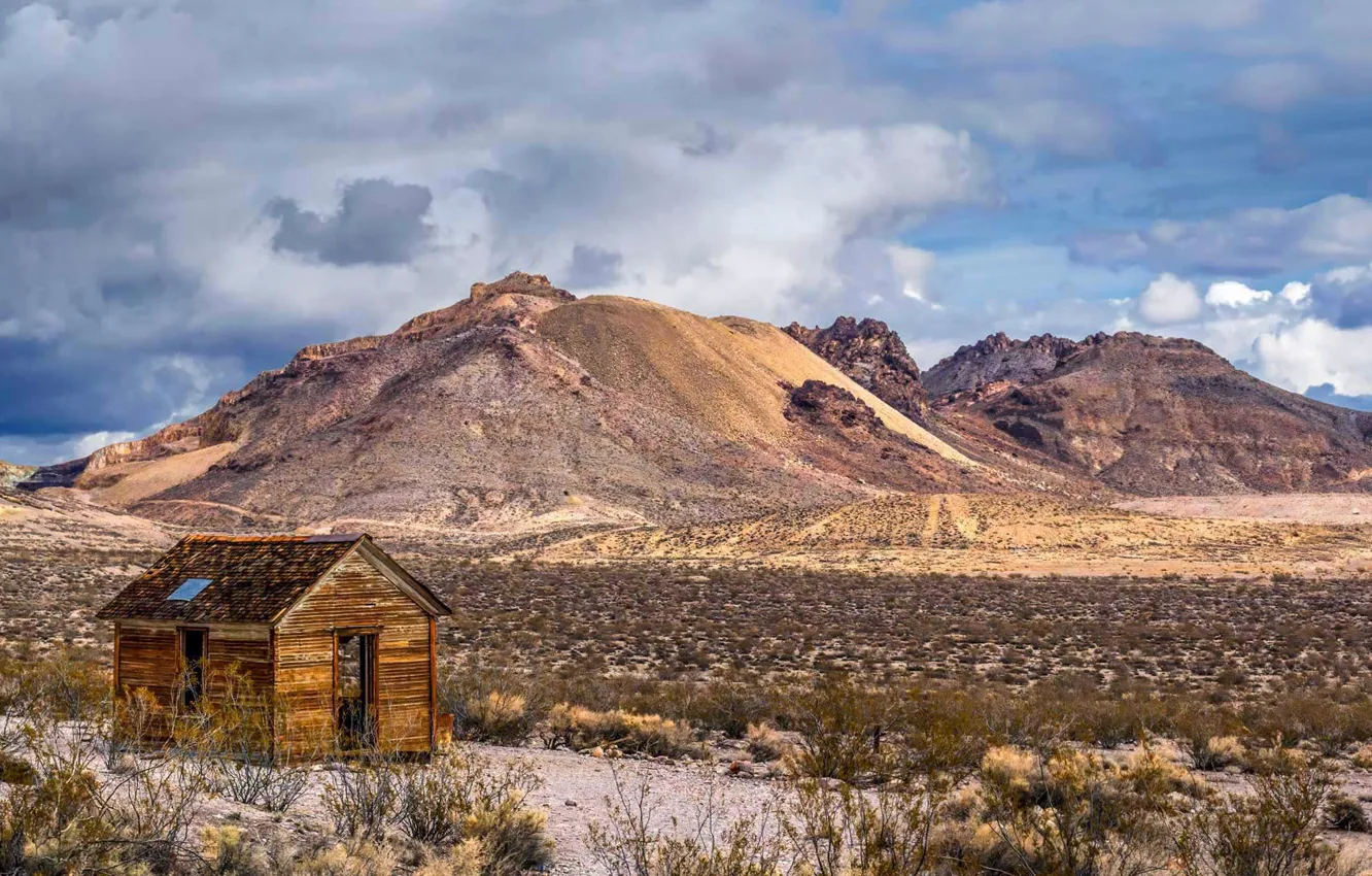 Фото обои горы, дом, США, Невада, заброшенный город, Риолит