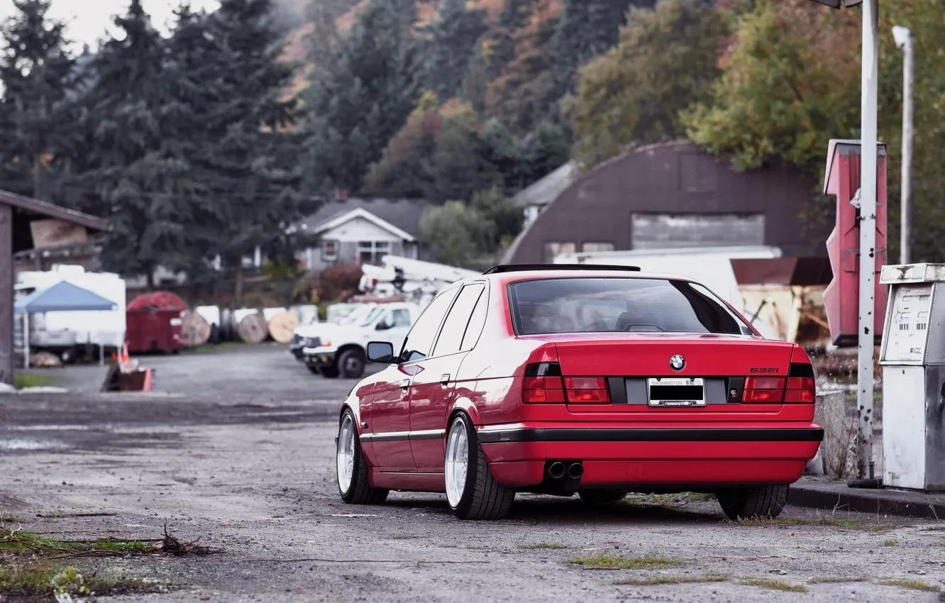 Фото обои BMW, red, tuning, E34, 532i