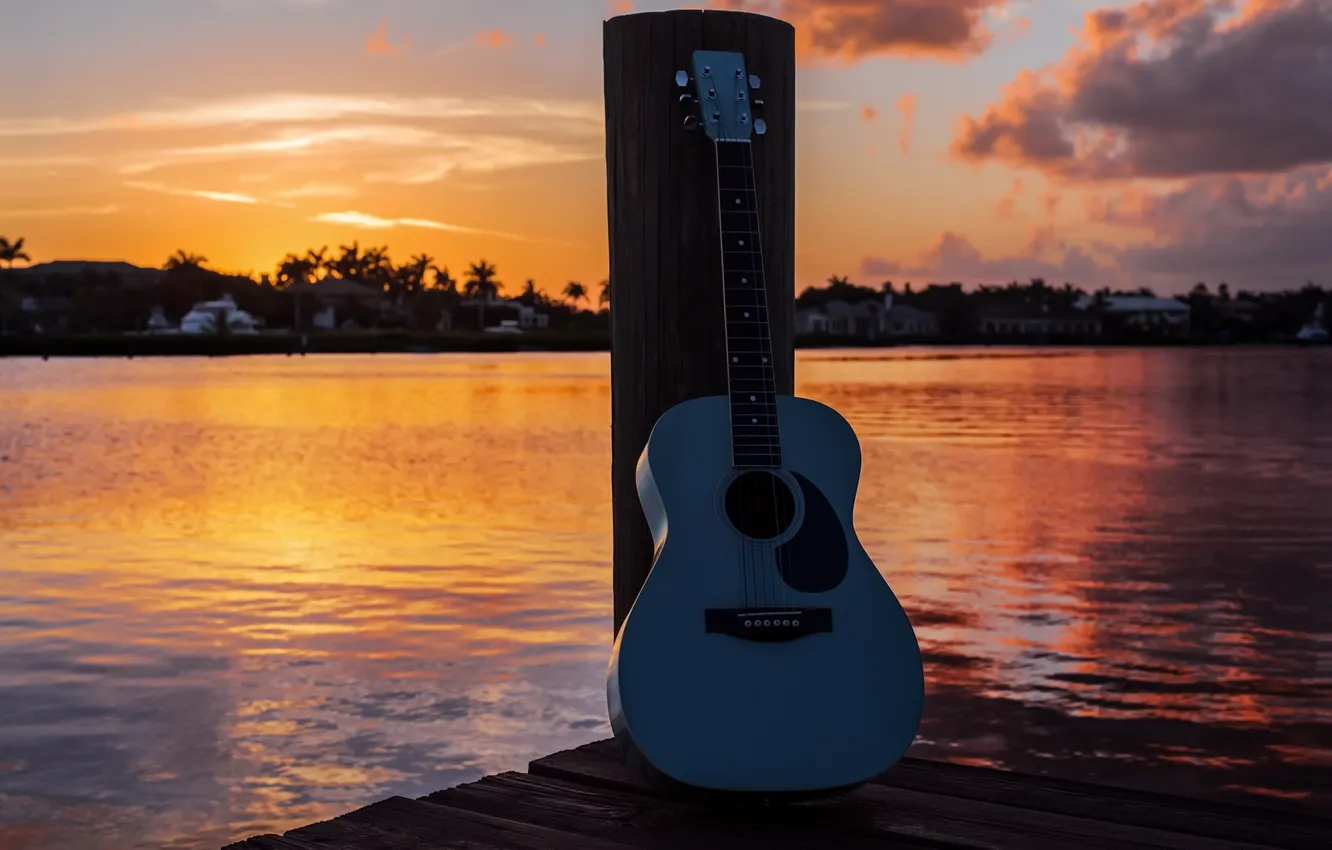 Фото обои закат, озеро, гитара