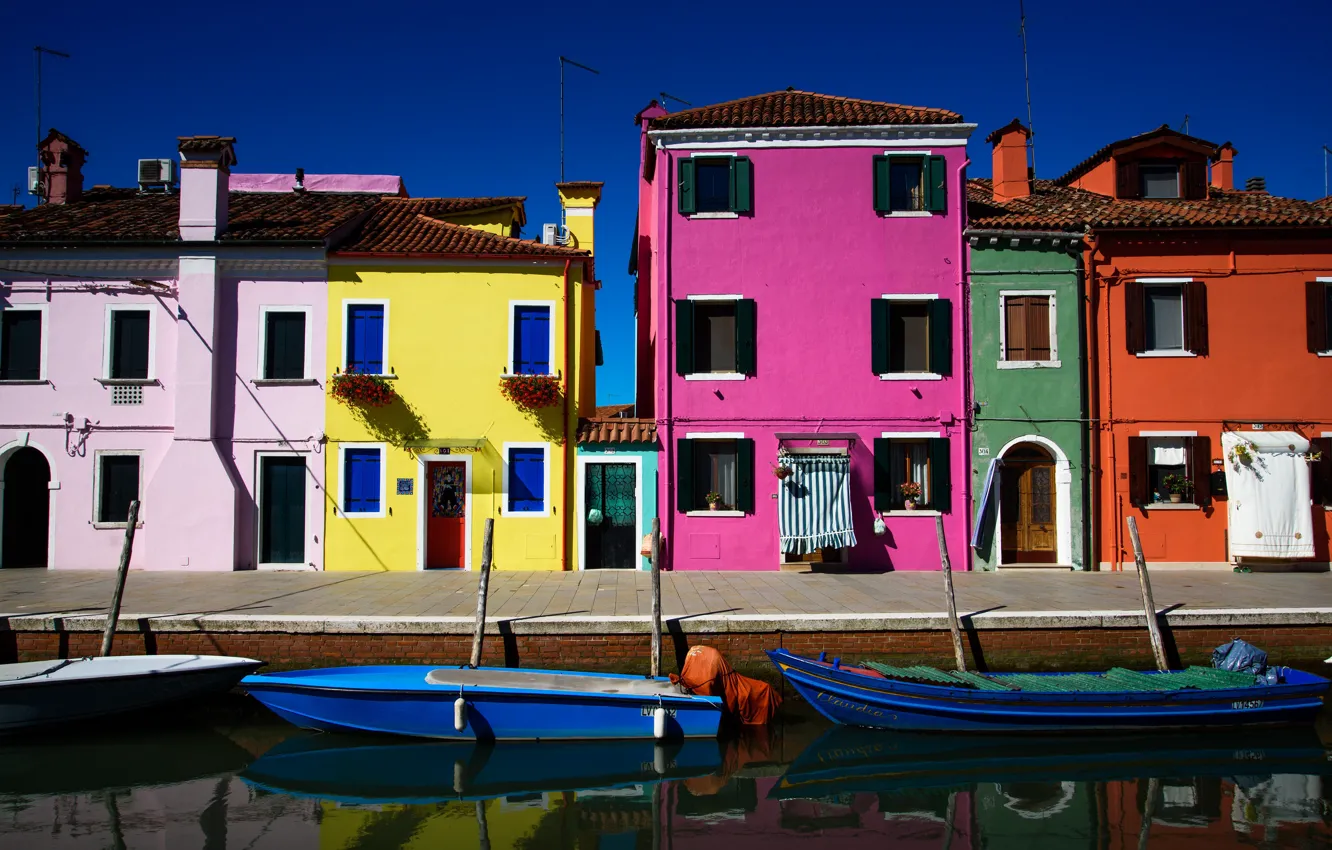 Фото обои небо, лодка, дома, Италия, Венеция, остров Бурано