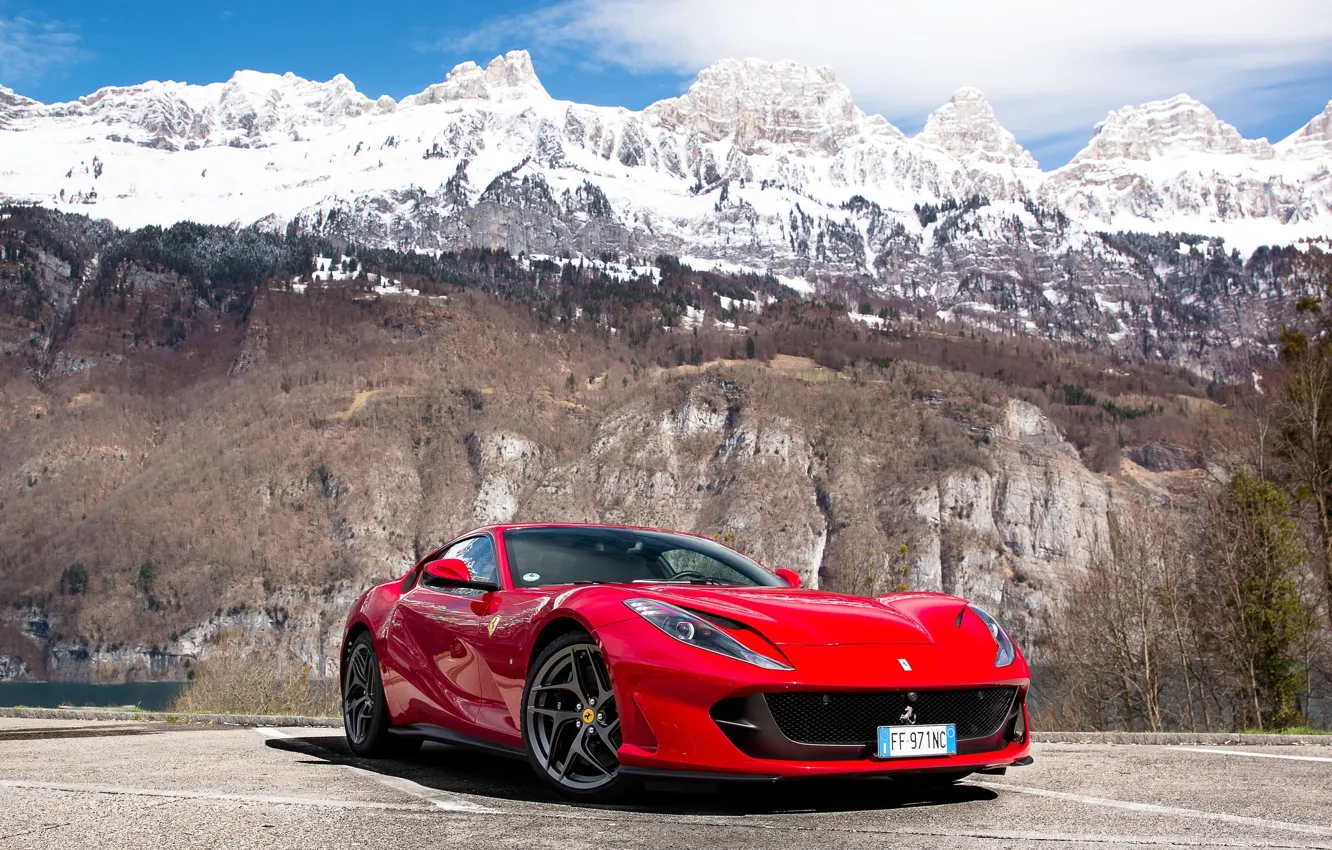 Фото обои Ferrari, mountain, Superfast, 812