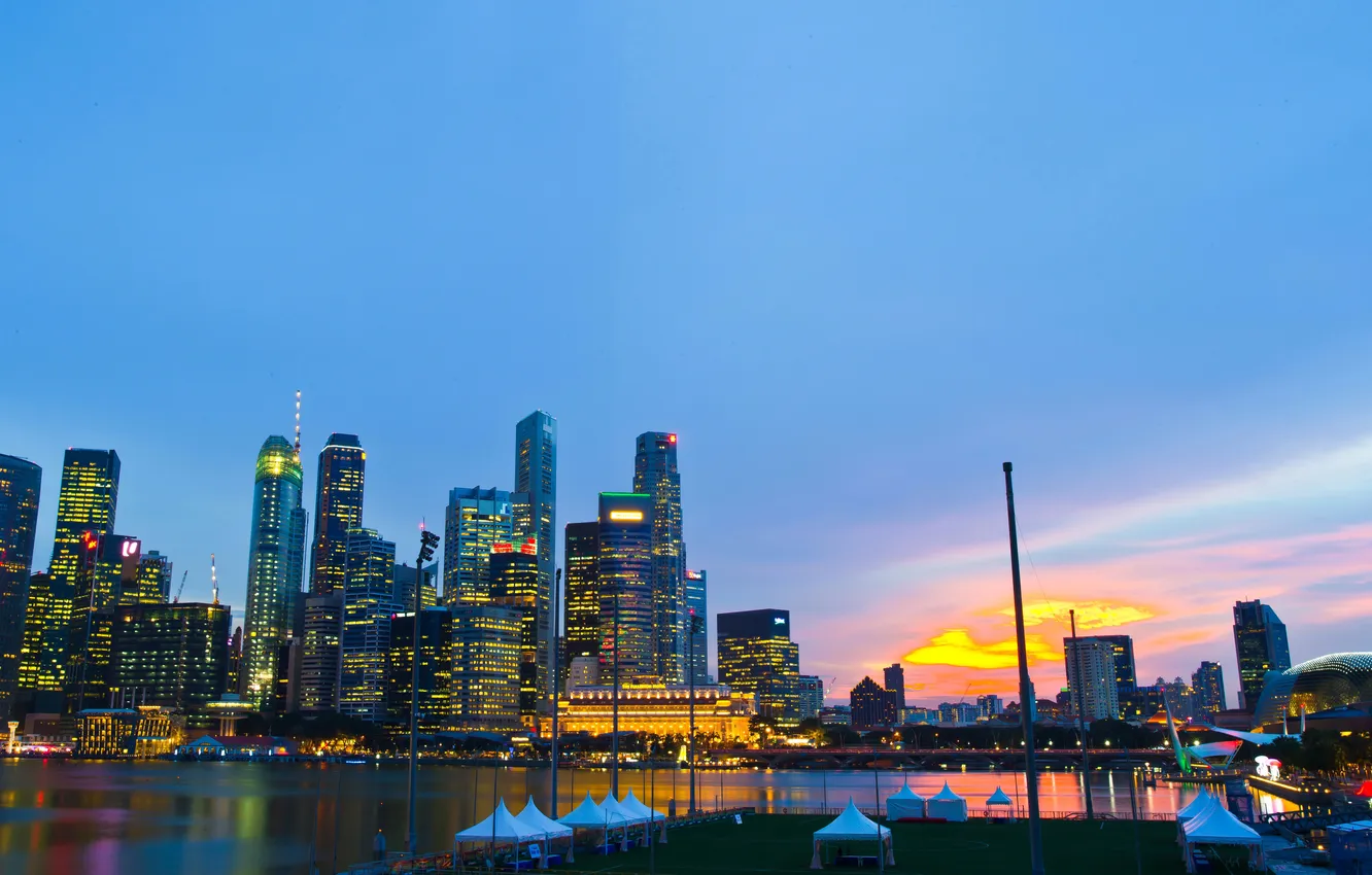 Фото обои рассвет, побережье, небоскребы, Сингапур, мегаполис