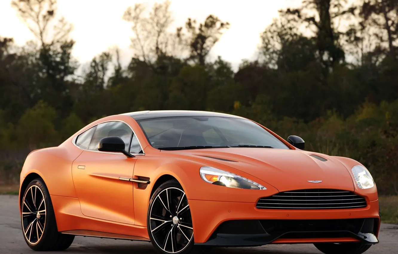 Фото обои Aston Martin, астон мартин, суперкар, orange, Vanquish
