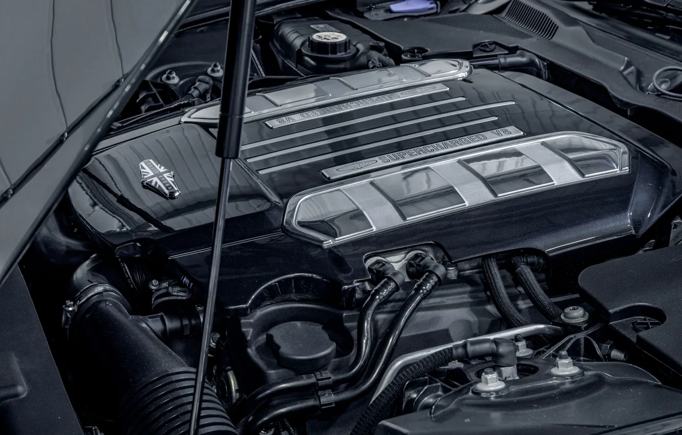 Фото обои двигатель, купе, 2018, Jaguar XKR, V8, Speedback, двухдверное, 600 л.с.