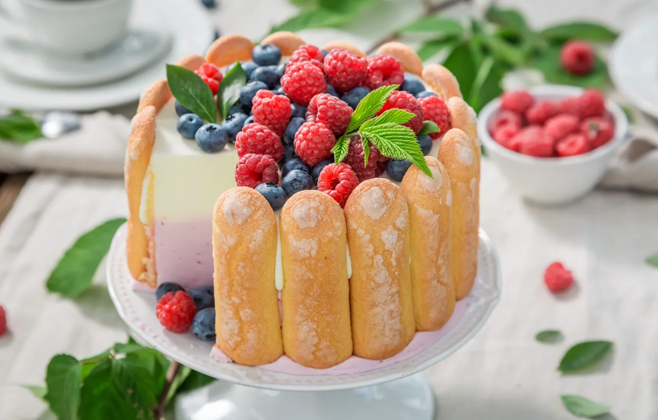Фото обои ягоды, малина, печенье, черника, торт, крем, десерт, суфле