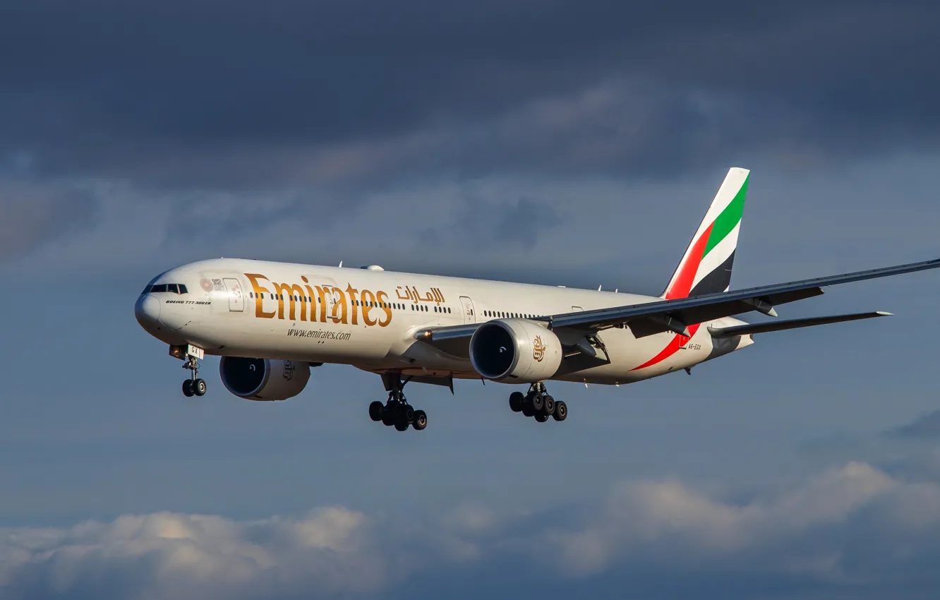 Фото обои Boeing, лайнер, Emirates, 777-31H