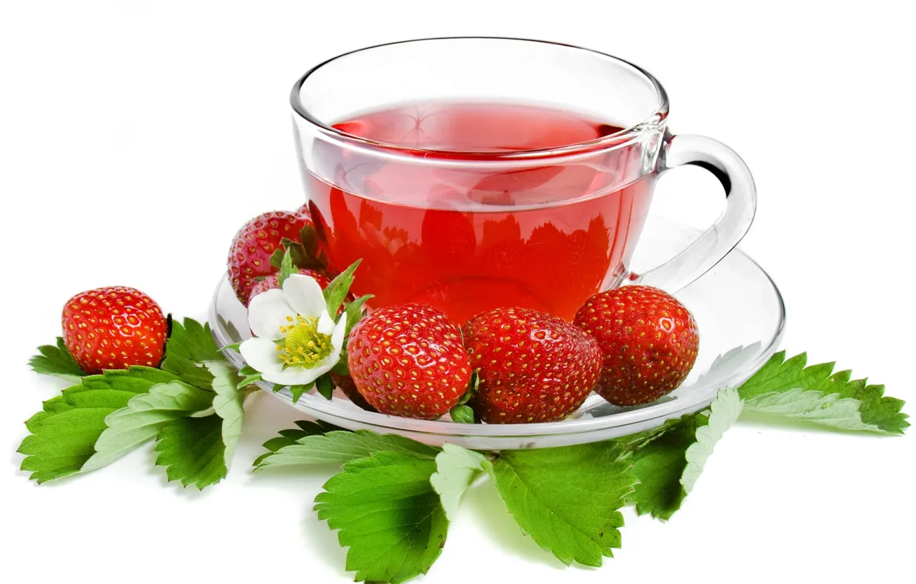 Фото обои чай, клубника, ягода, чашка, белый фон, листочки, блюдце, strawberry
