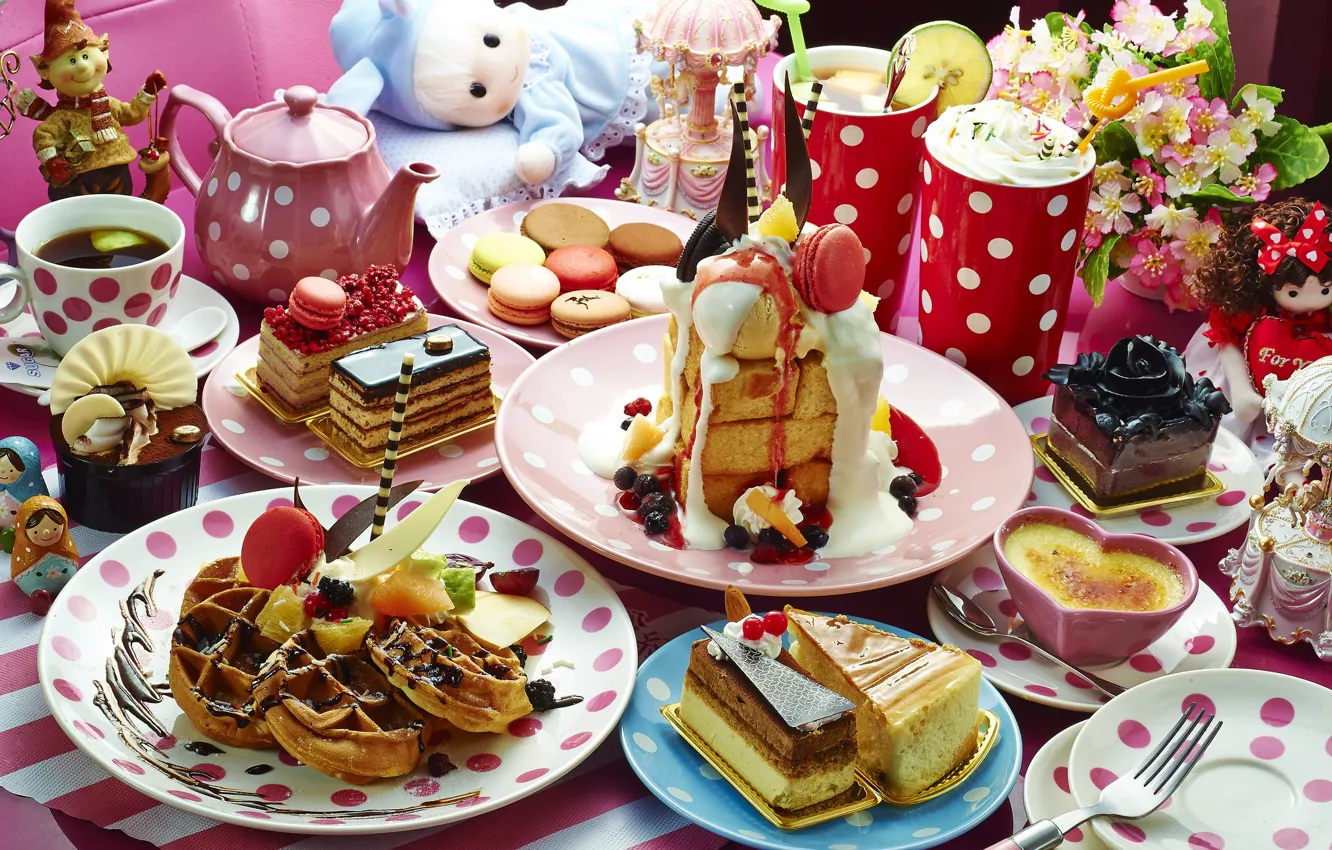 Фото обои ягоды, чай, чайник, коктейль, торт, пирожное, вафли, ассорти