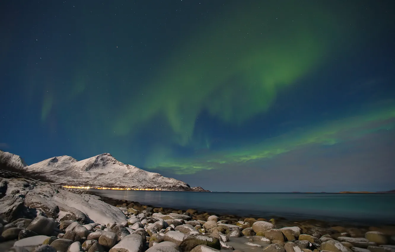 Фото обои море, горы, северное сияние, Исландия