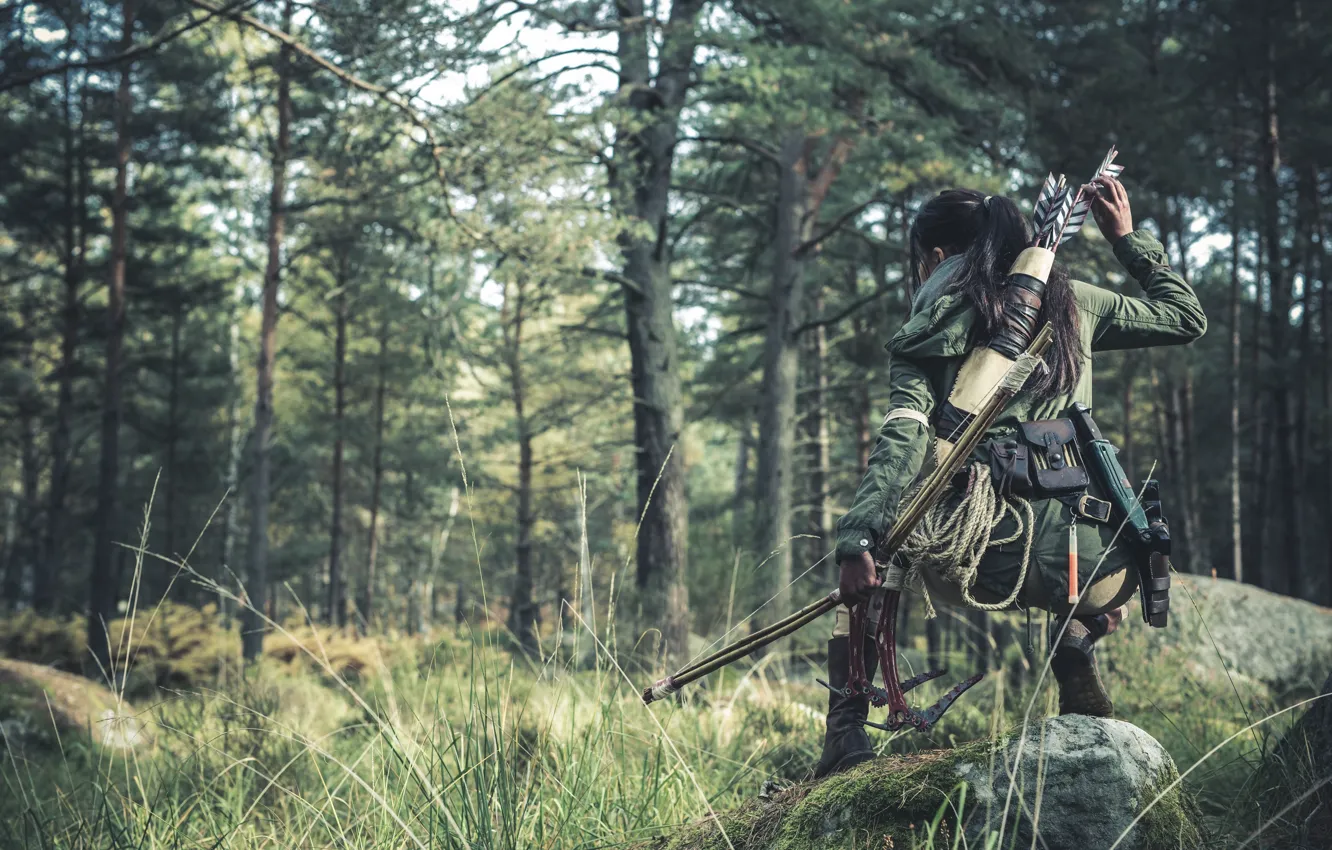 Фото обои лес, Девушка, лук, стрела, Tomb Raider, Лара Крофт, Lara Croft, Косплей