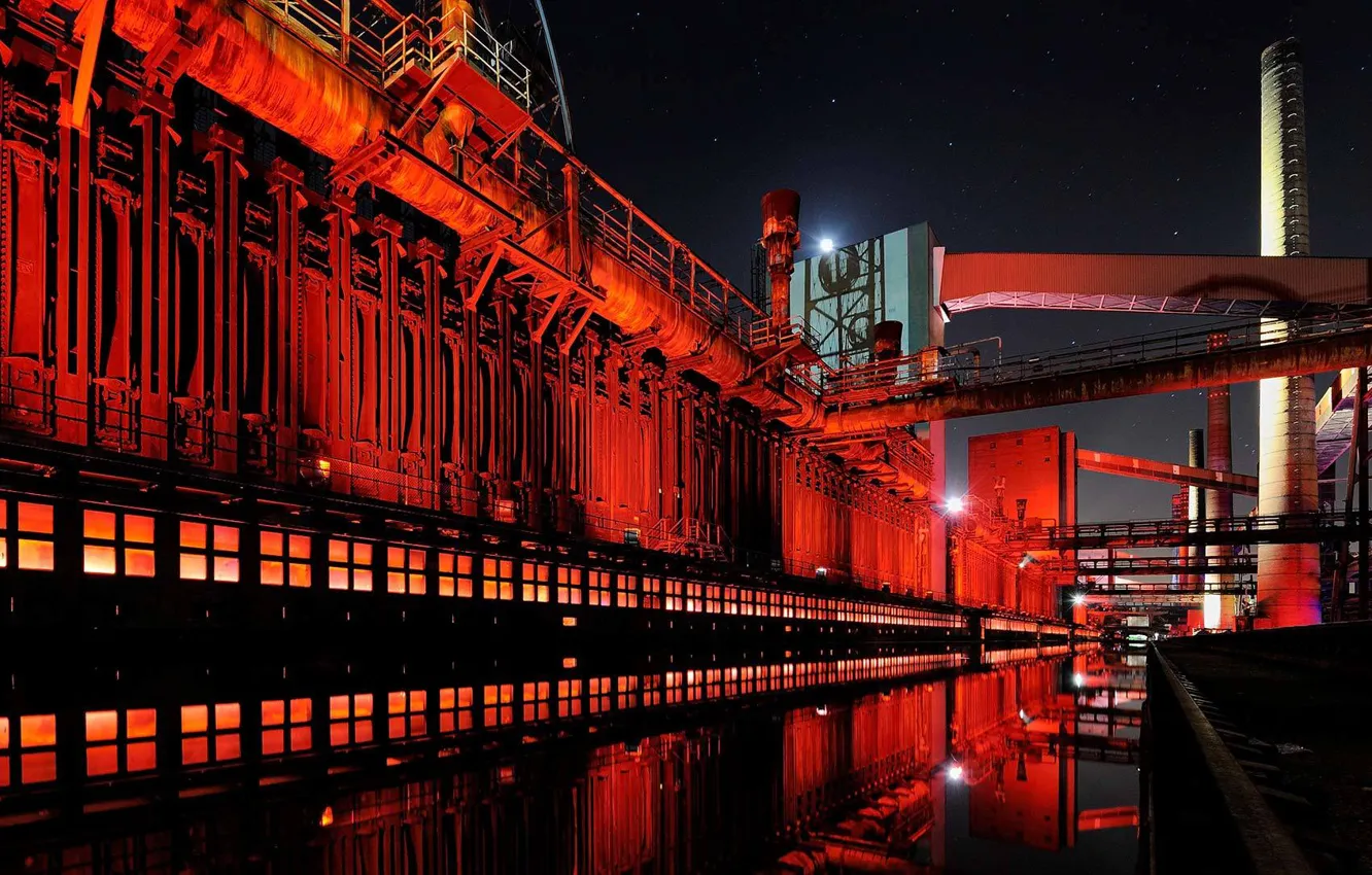 Фото обои ночь, огни, завод, индустрия, промышленность, Германия, Северный Рейн-Вестфалия, Эссен