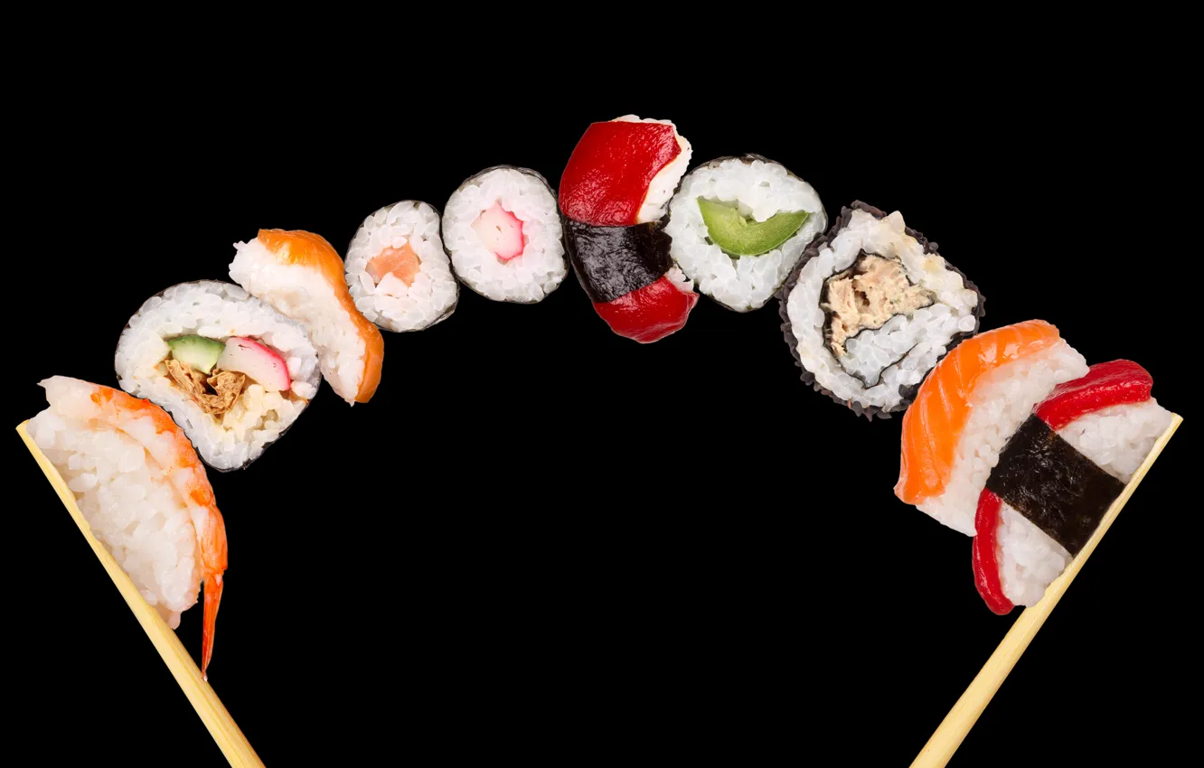 Фото обои палочки, суши, роллы, морепродукты
