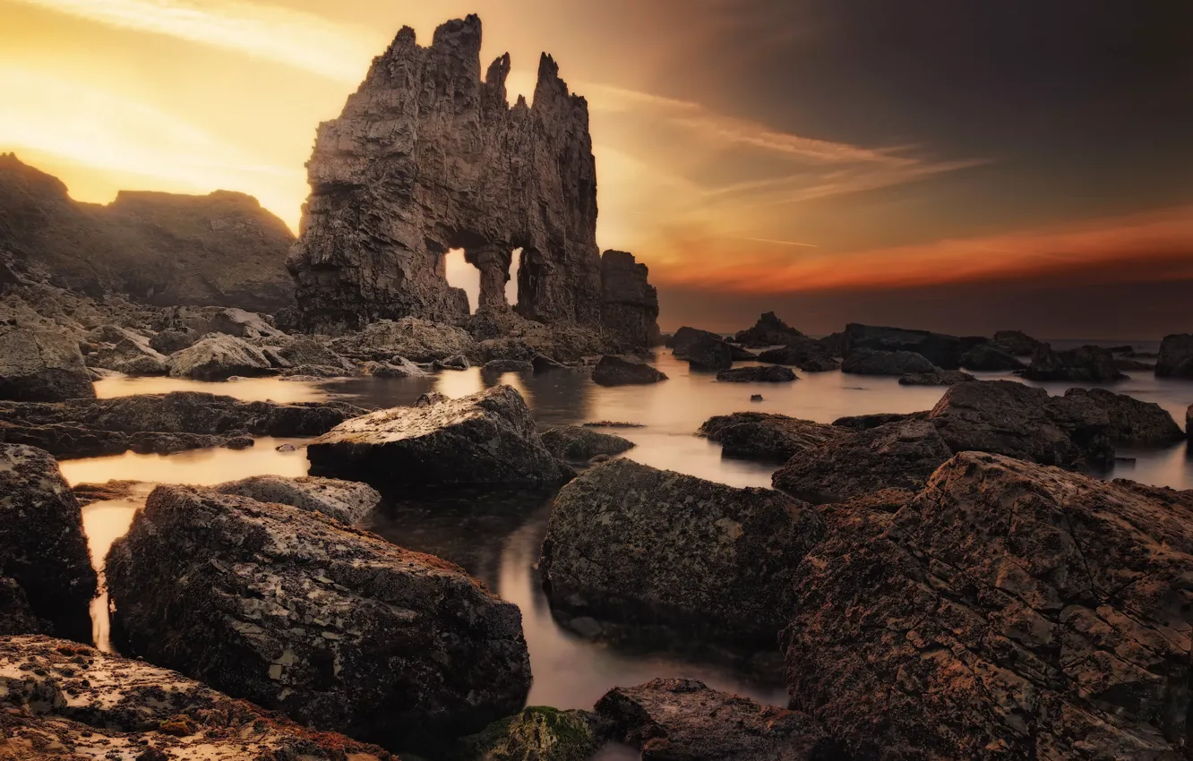 Фото обои море, закат, камни, скалы, побережье, Испания