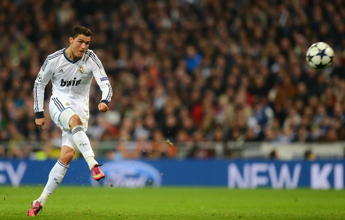 Фото обои star, football, Real Madrid, Portugal, ball, Ronaldo, Cristiano, viva ronaldo