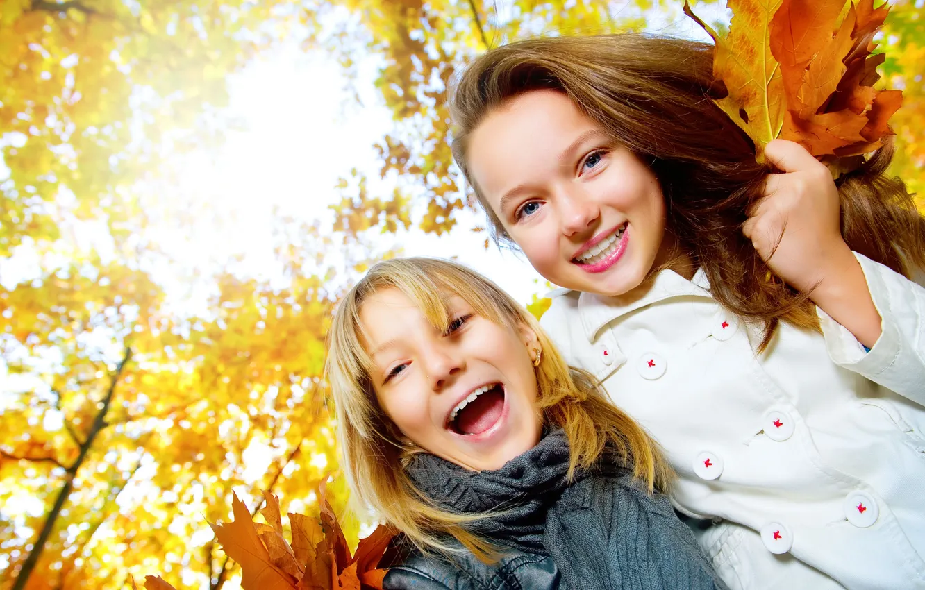 Фото обои осень, радость, счастье, настроение, девочки, sensation, sunshine, листопад