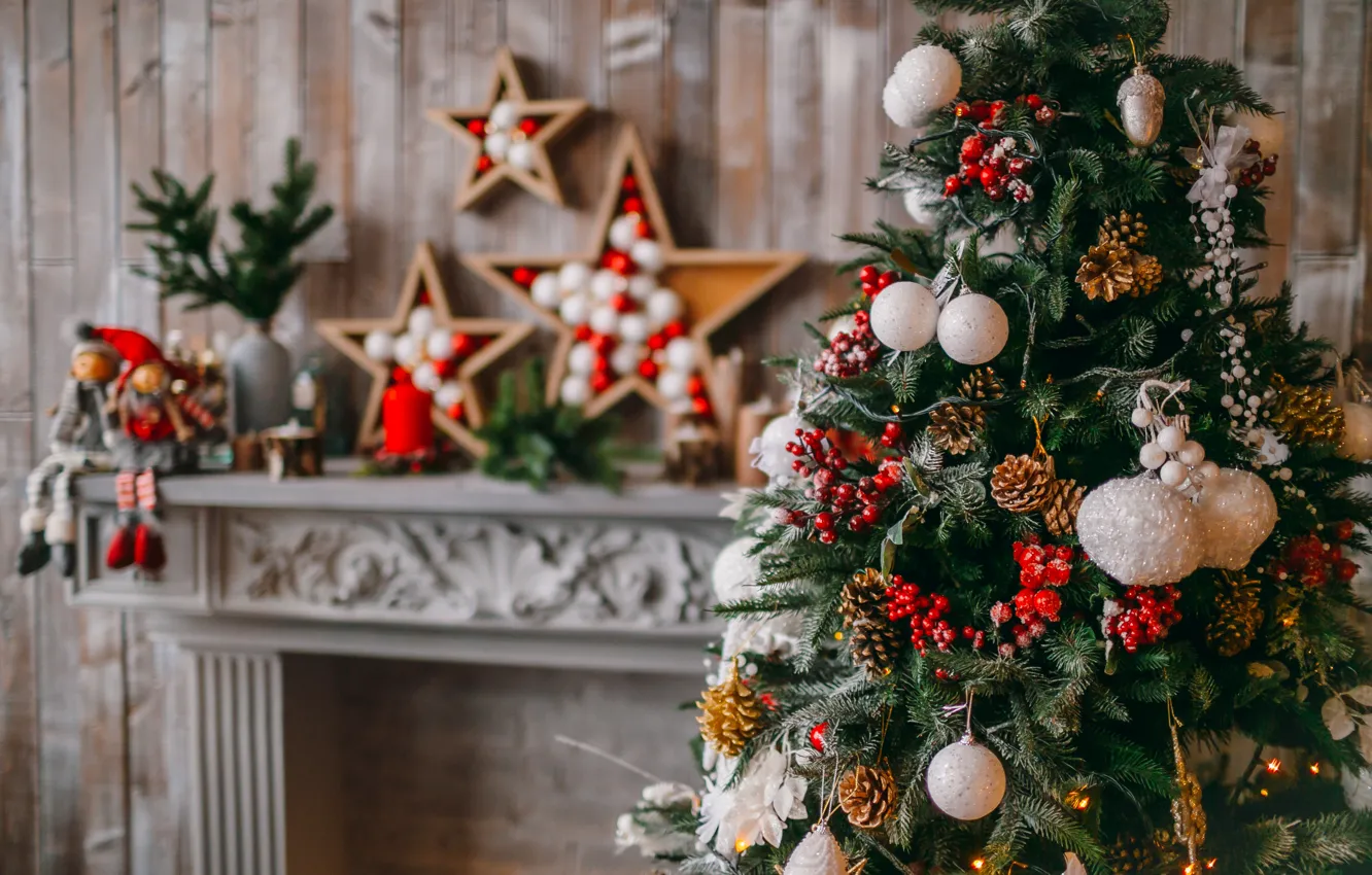Фото обои украшения, шары, елка, Новый Год, Рождество, подарки, камин, Christmas