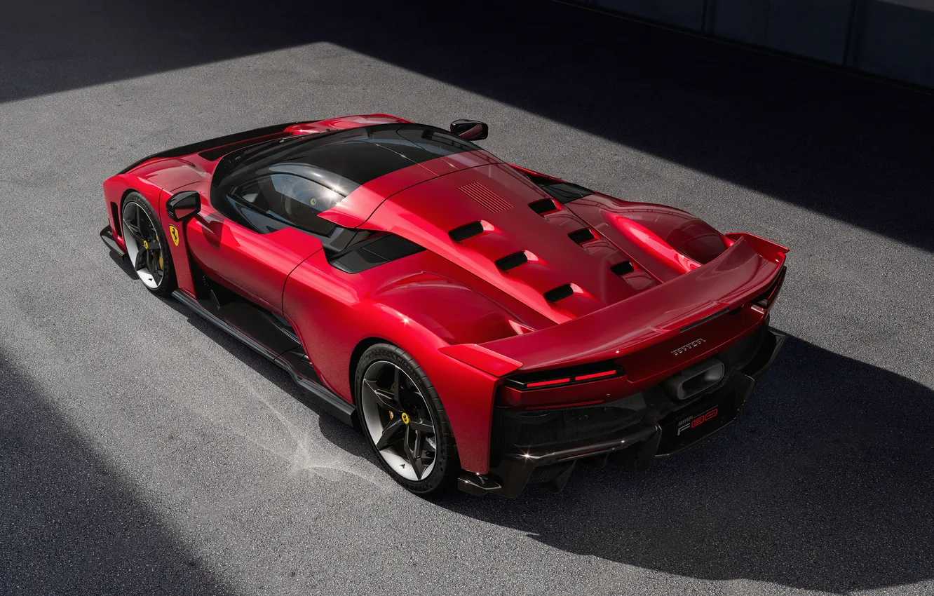 Фото обои Вид сверху, Supercar, Вид сбоку, Rear, 2025, Italy Car, V6 Engine, Red & Black