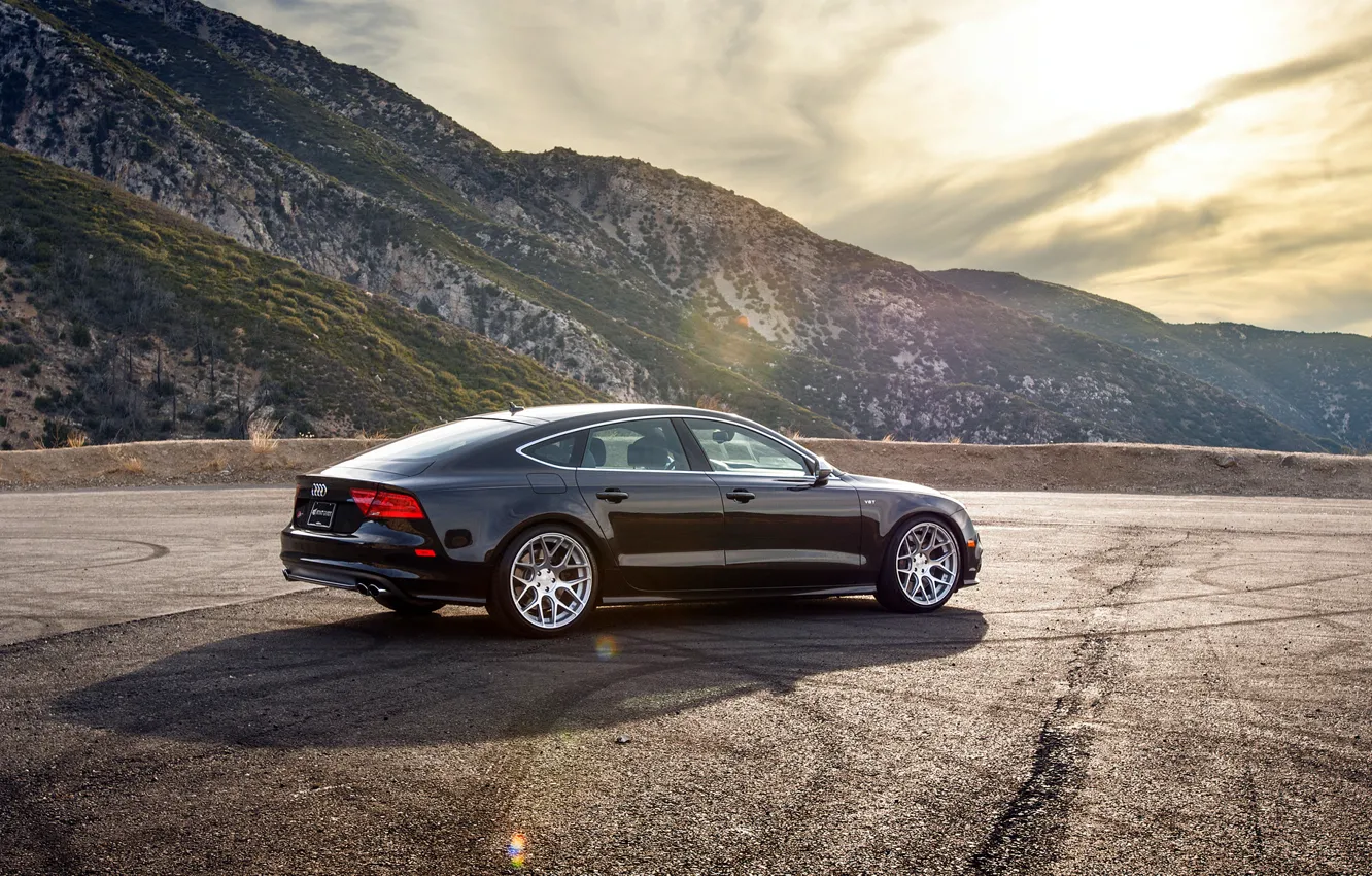 Фото обои горы, Audi, ауди, черная, wheels, black, rearside