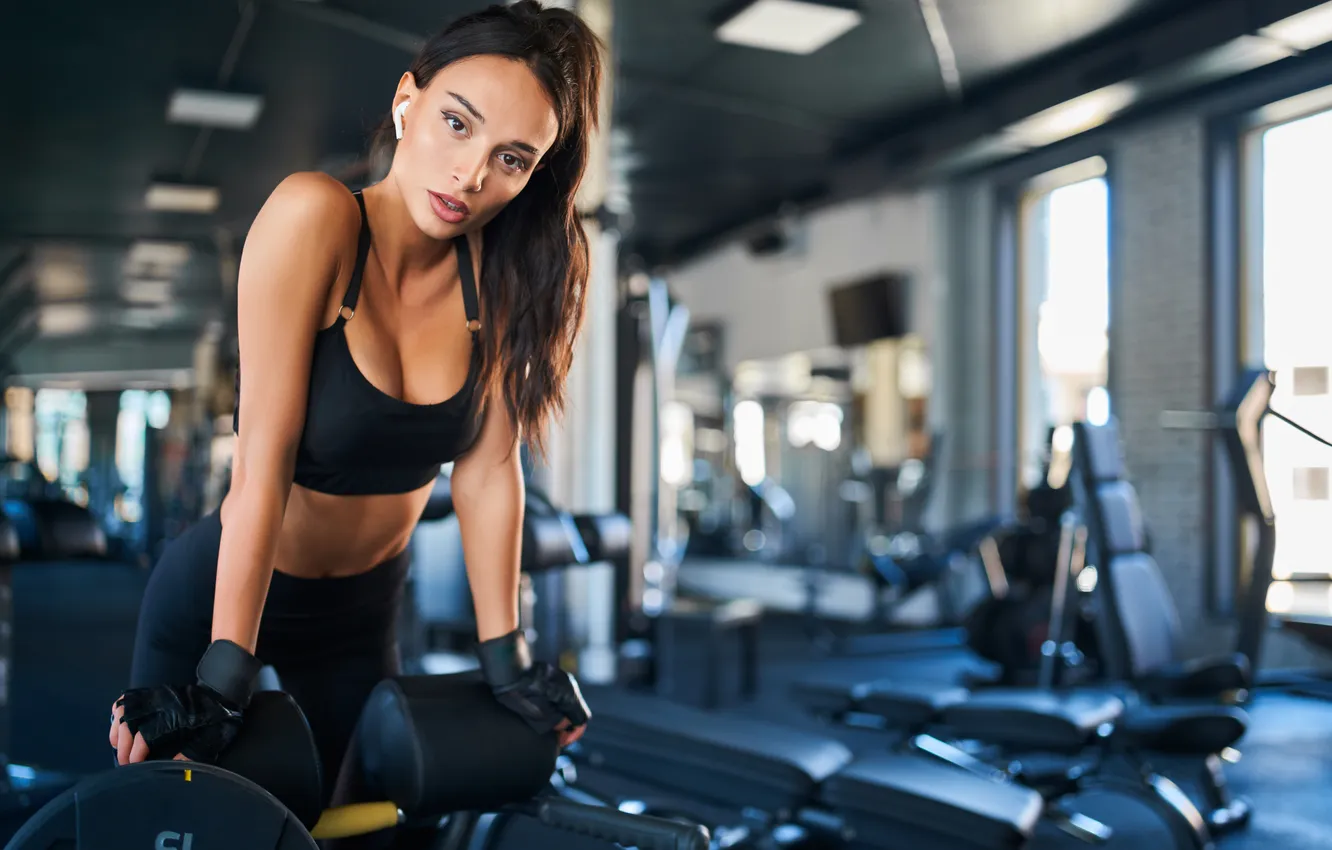 Фото обои model, brunette, look, fitness, gym