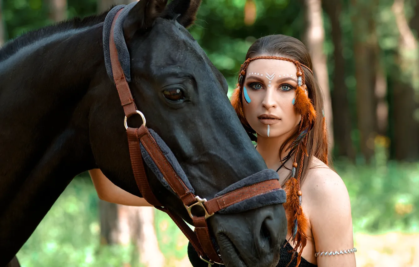 Фото обои взгляд, девушка, лицо, конь, лошадь, раскрас, Вячеслав Цуркан