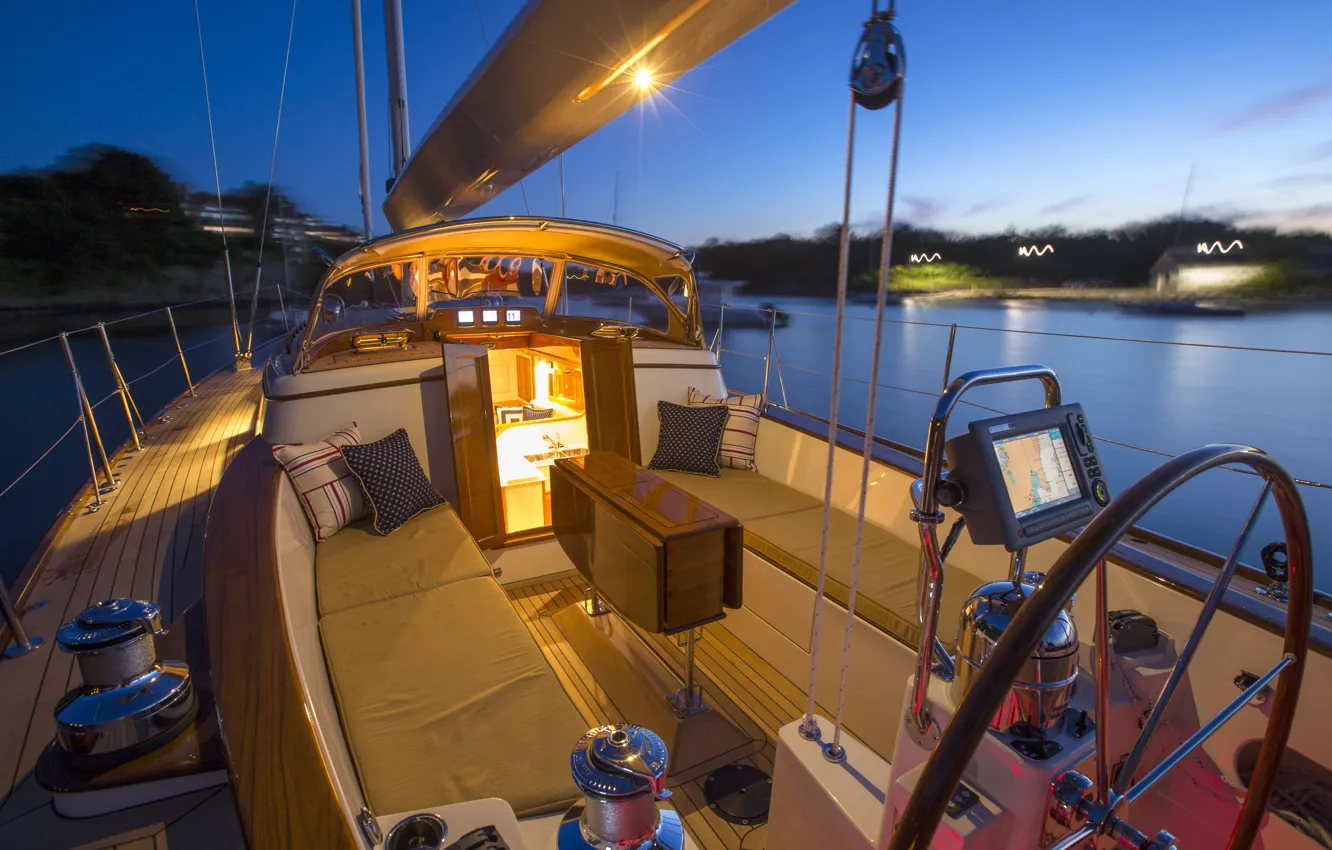 Фото обои cockpit, deck, Newport, Series-M52, yacht Morris, instrumentation