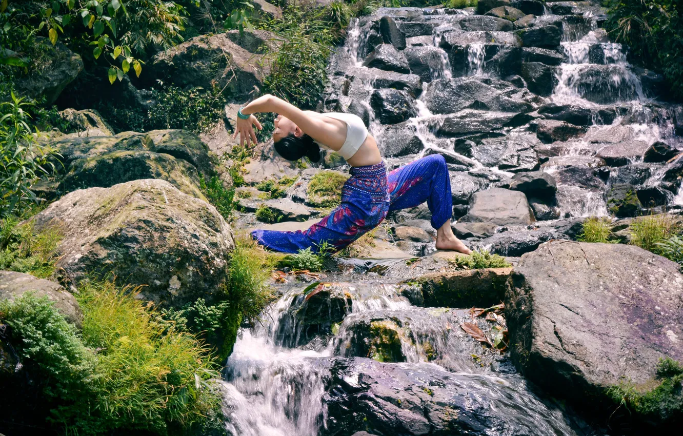 Фото обои природа, поза, гимнастика, йога, азиатка