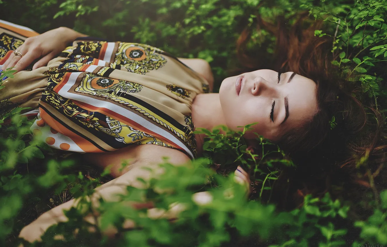 Фото обои трава, девушка, сон, весна, спит, Kris, Vladislav Selvvin