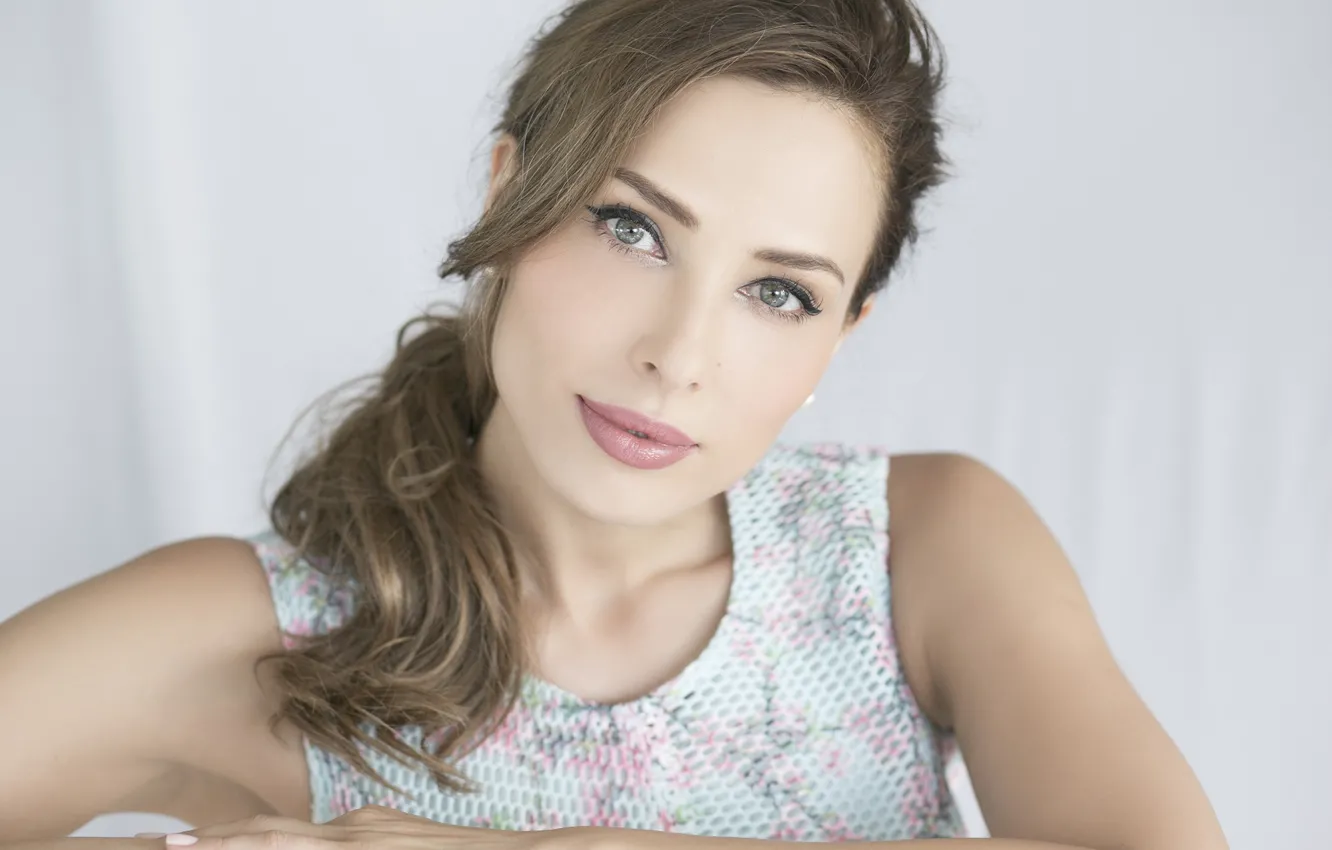 Фото обои взгляд, девушка, лицо, Iulia Vantur