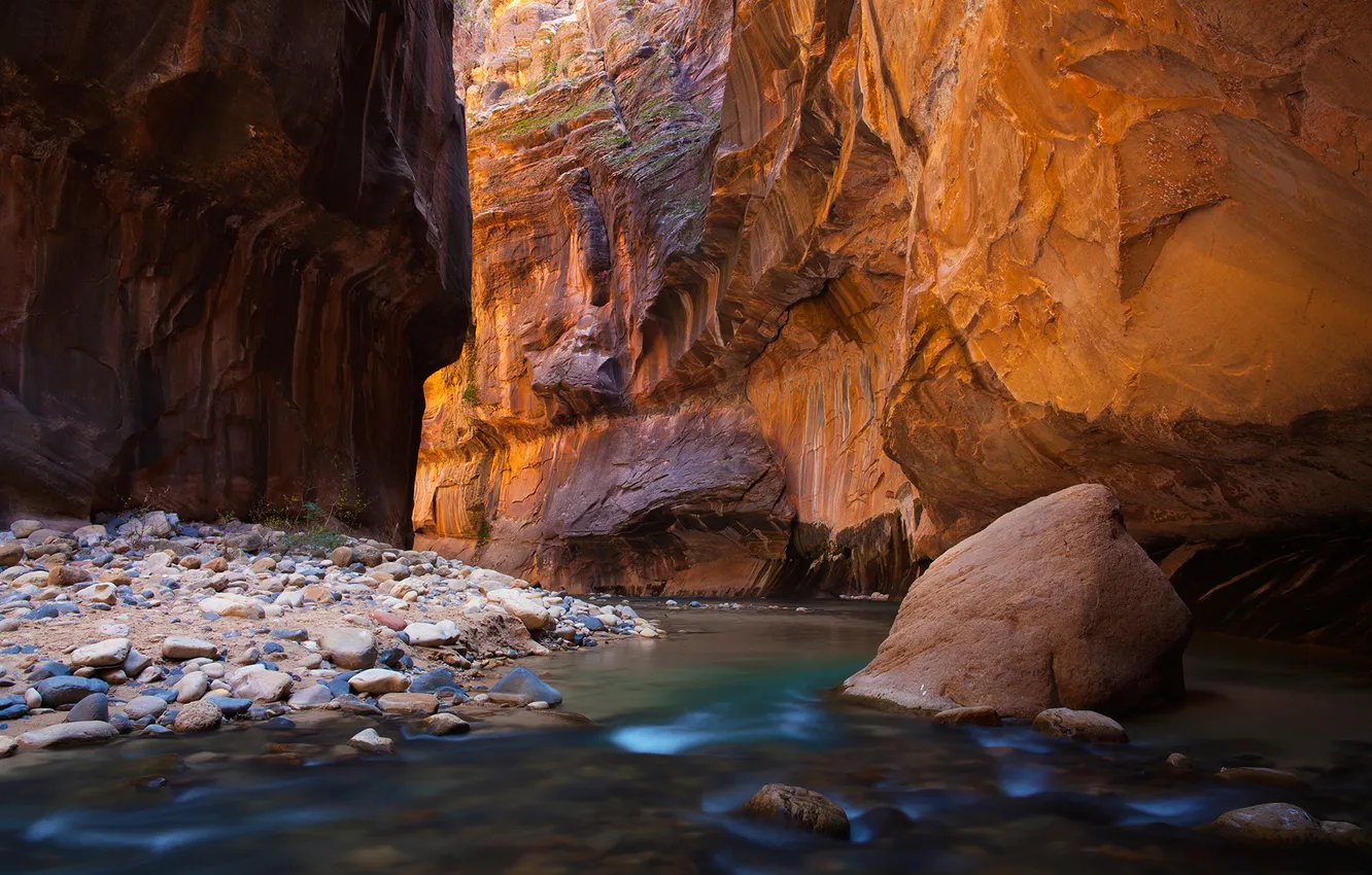 Фото обои свет, река, камни, каньон, ущелье