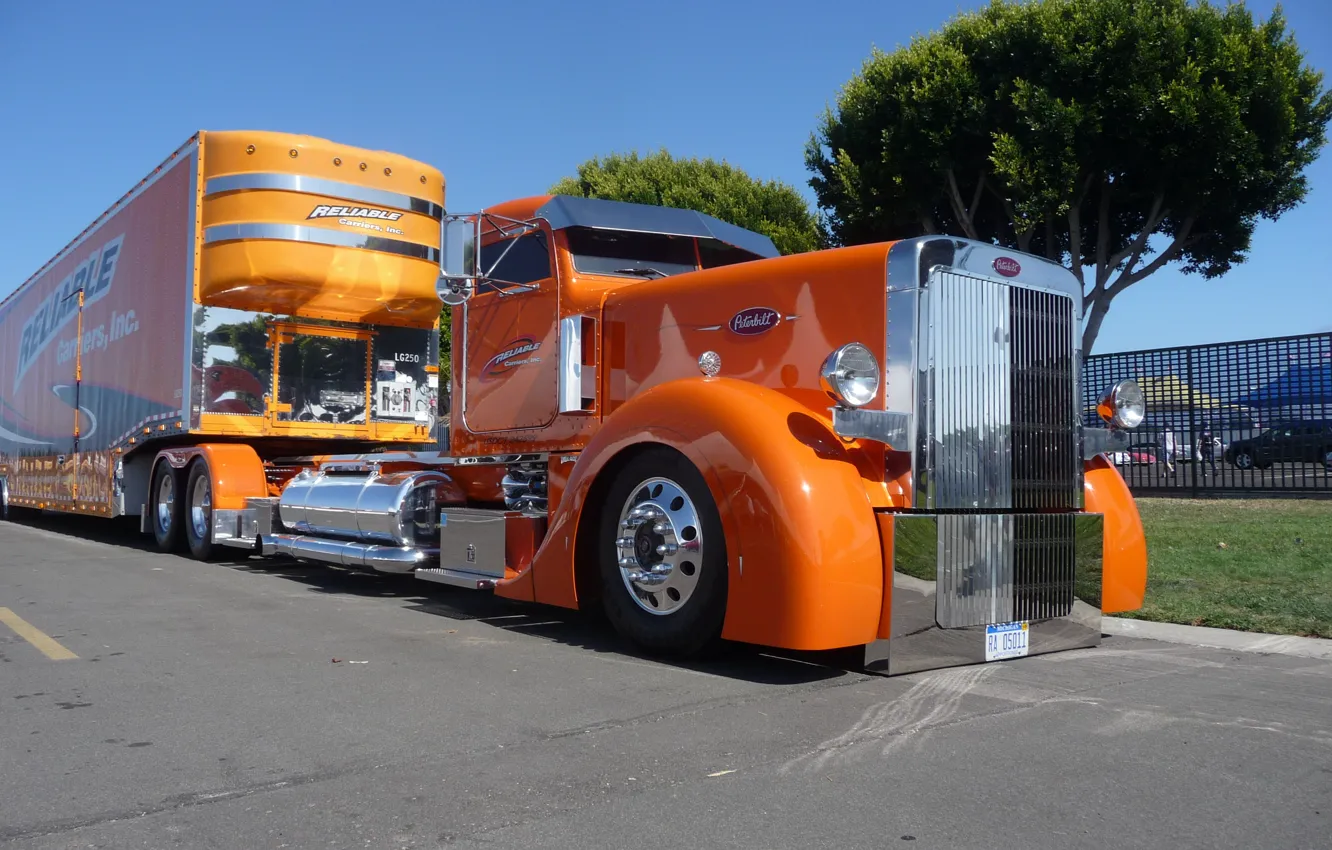 Фото обои оранжевый, кабина, custom, truck, reliable, big rig, peterbilt
