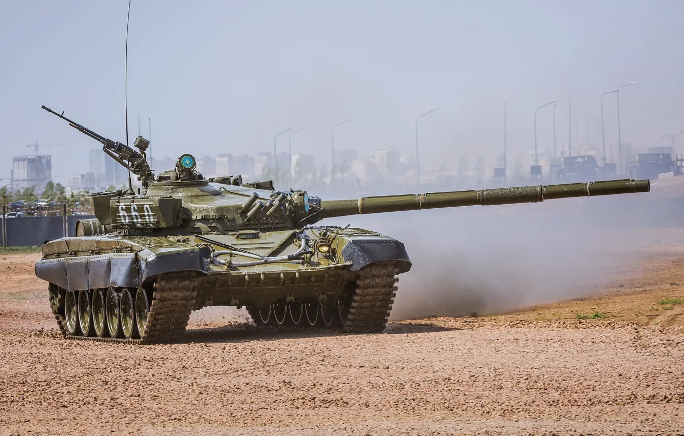 Фото обои полигон, Т-72, демонстрация, танк России