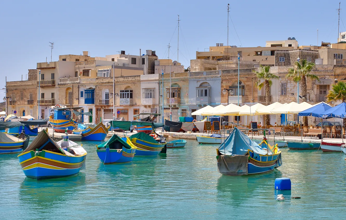 Фото обои город, здания, дома, лодки, причал, Средиземное море, Malta, Мальта
