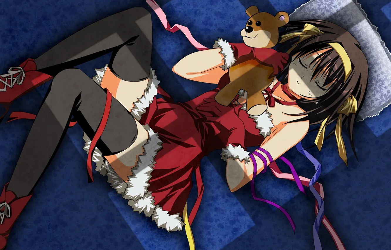 Фото обои девушка, ленты, игрушка, чулки, платье, мишка, спит, подушка