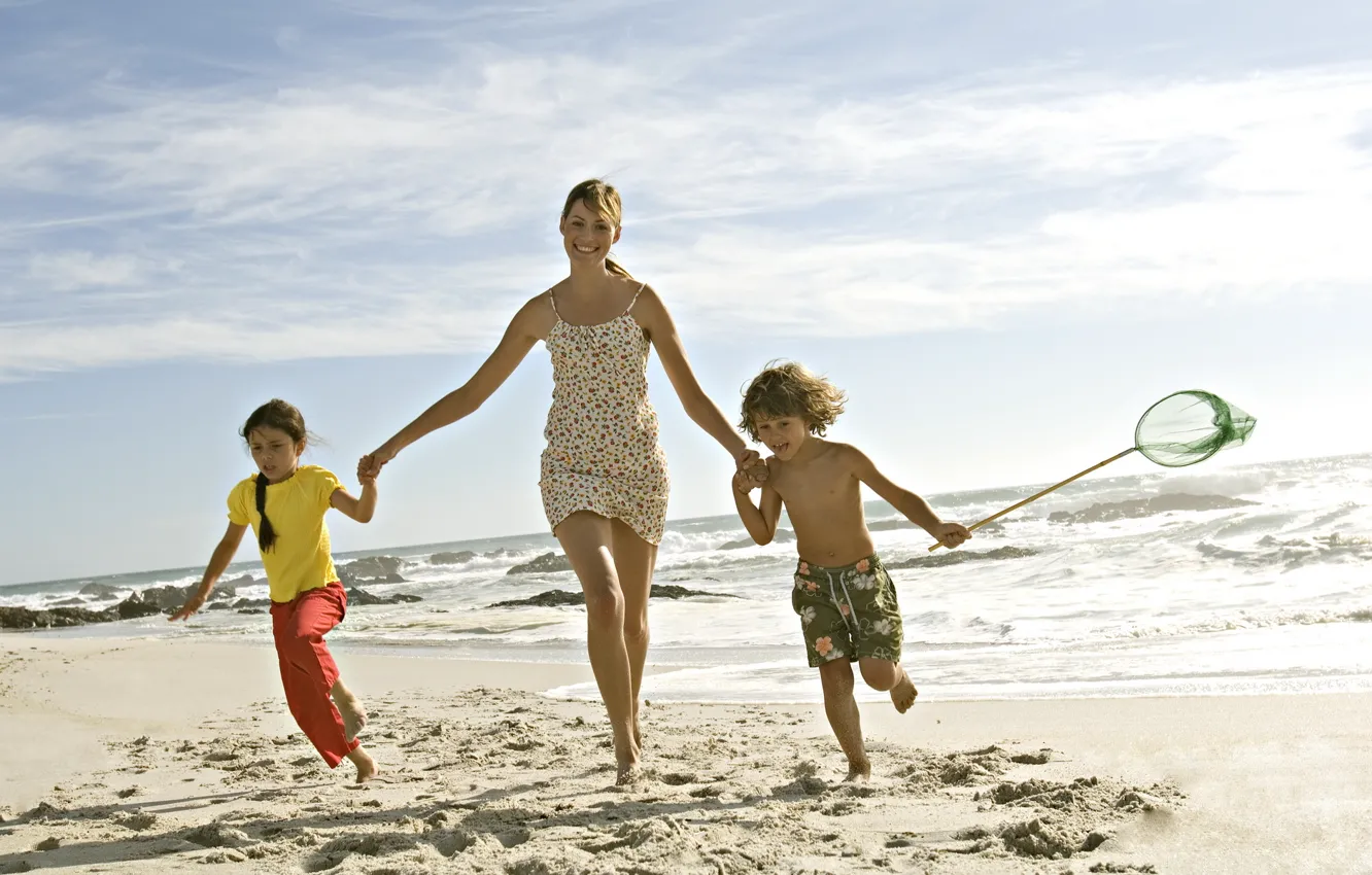 Фото обои песок, море, пляж, девушка, дети, настроения, ребенок, семья