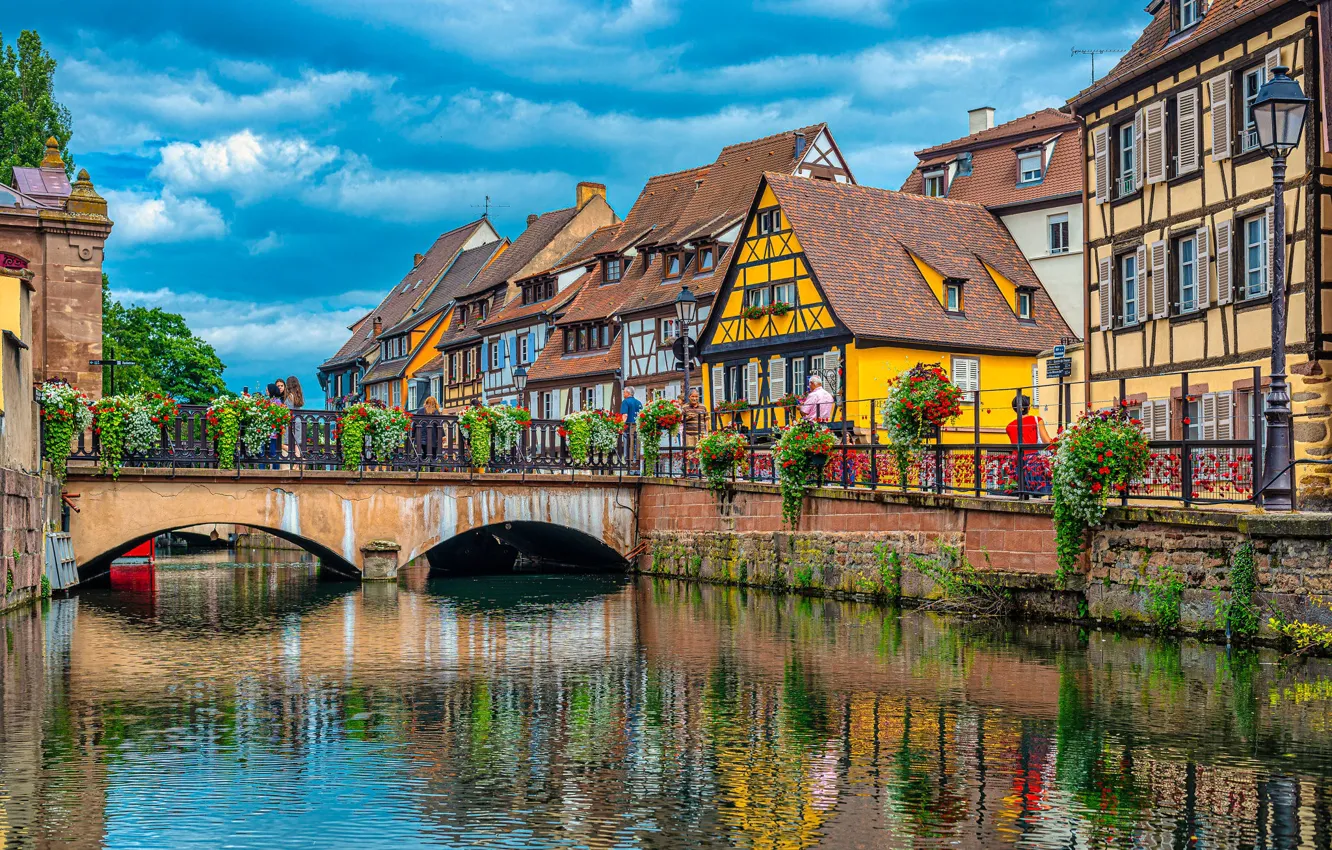 Фото обои цветы, мост, река, Франция, здания, дома, фонари, канал