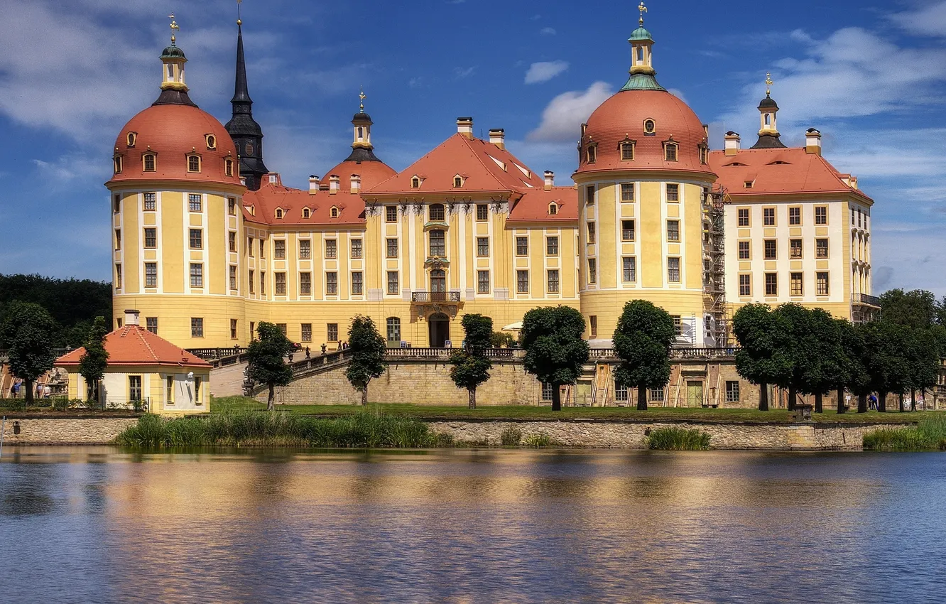 Фото обои вода, деревья, Германия, Замок, Germany, шпили, castle, Саксония