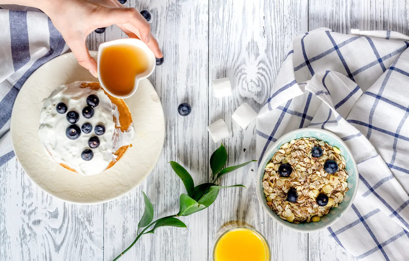 Фото обои ягоды, завтрак, сок, блины, breakfast, мюсли, pancakes, сметана
