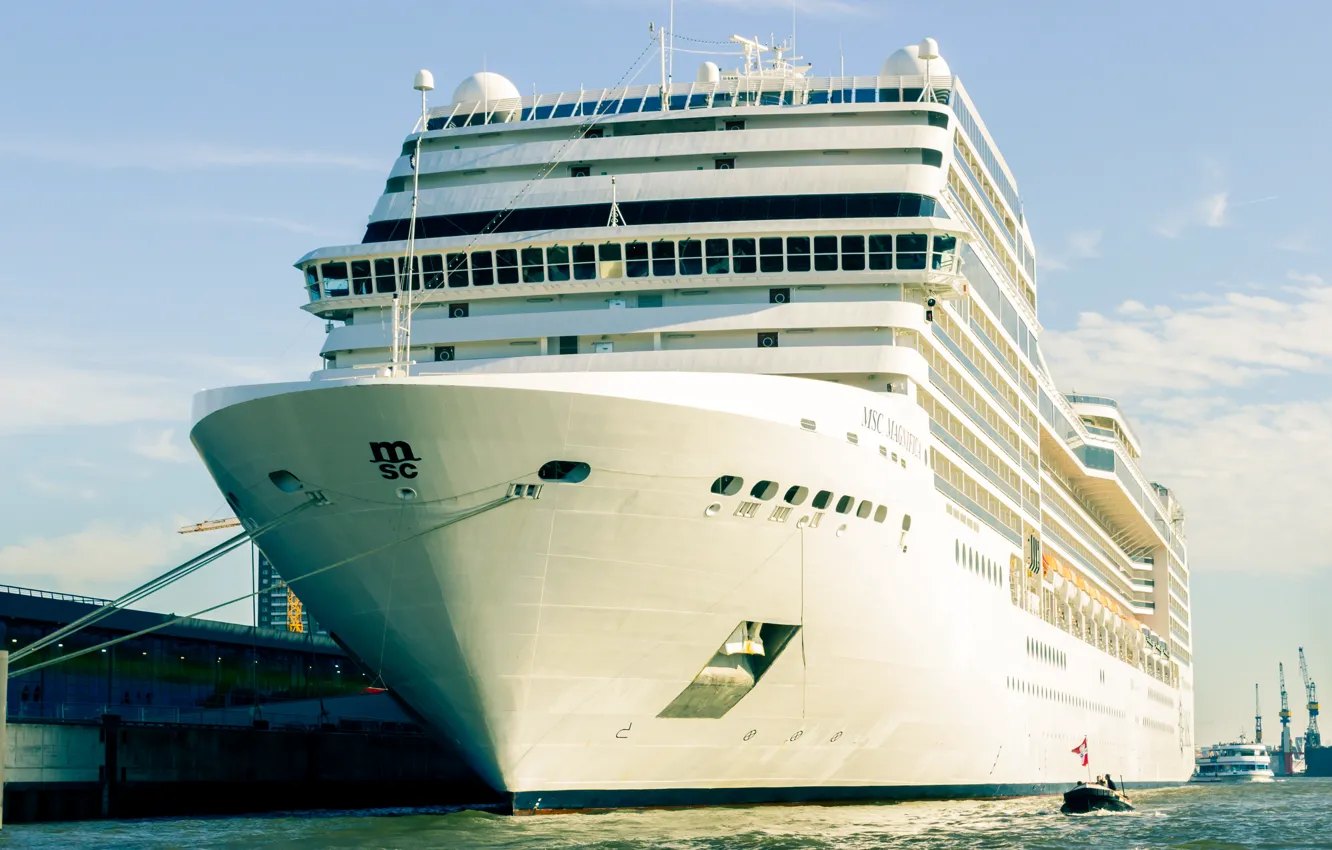 Фото обои Порт, Лайнер, Корабль, Гамбург, MSC Magnifica