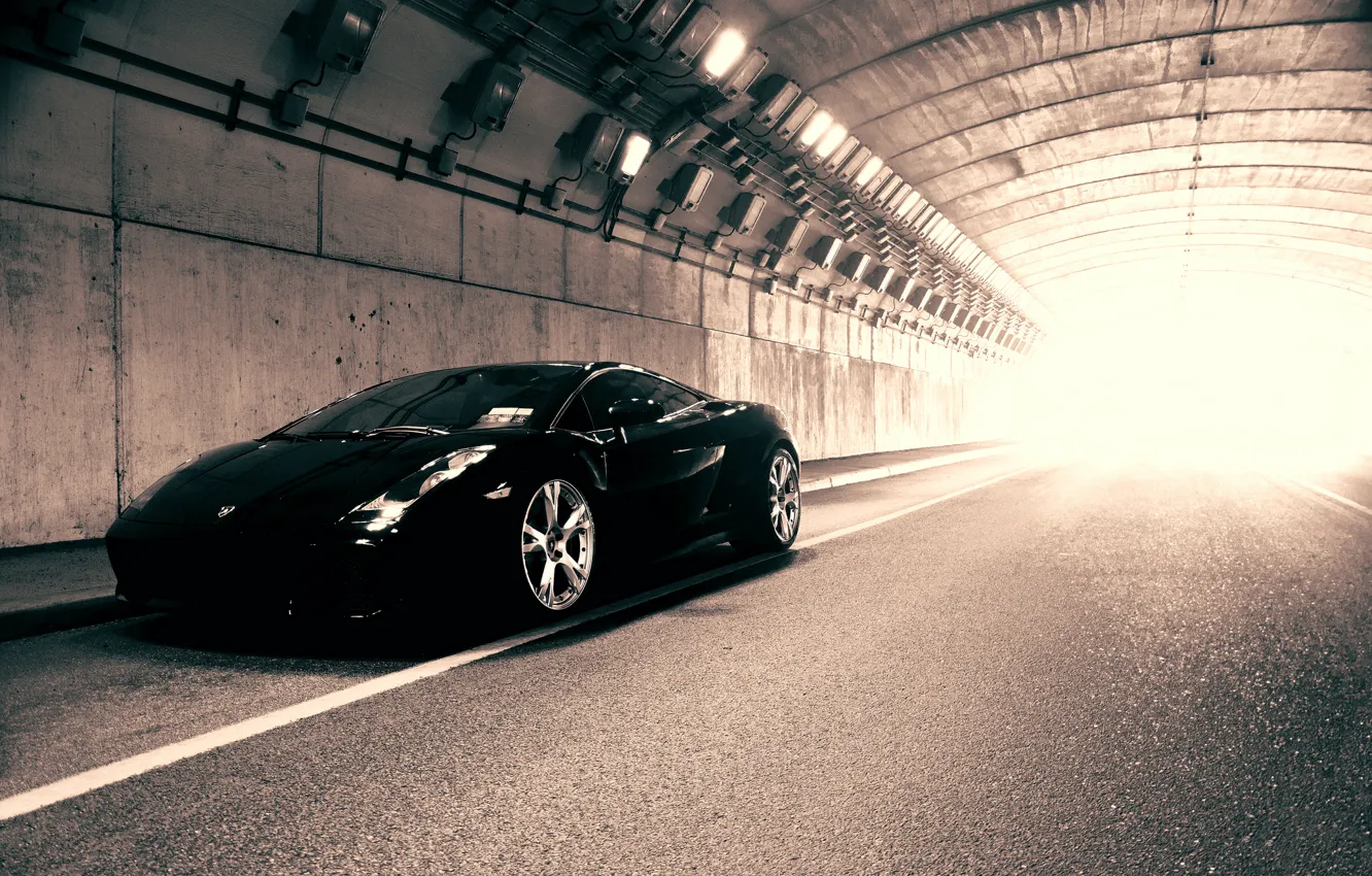 Фото обои свет, Lamborghini, чёрная, тоннель, Gallardo, black, блик, ламборджини