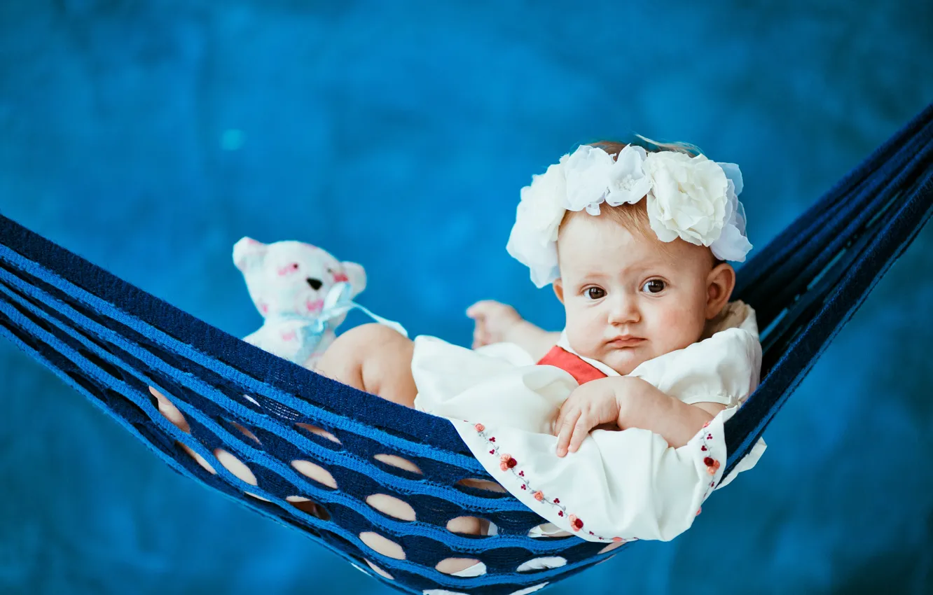 Фото обои цветы, девочка, girl, малышка, flowers, baby, крошка