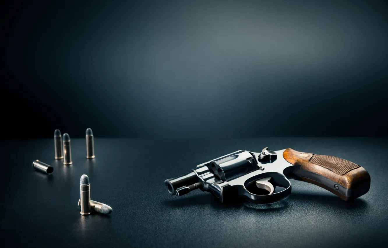 Фото обои пистолет, камуфляж, патроны, револьвер, боя, снаряжение, амуниция, боке