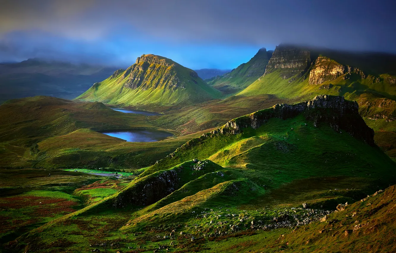 Фото обои облака, горы, тучи, скалы, холмы, утро, долина, Шотландия