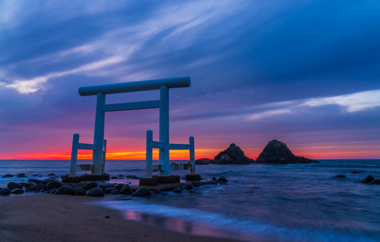Фото обои море, пляж, закат, скалы, ворота, Япония, Japan, тории