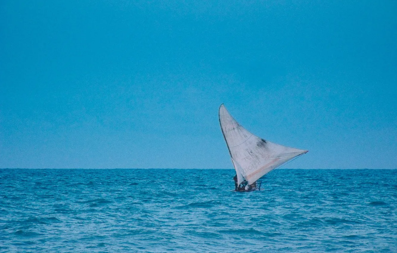 Фото обои sky, sea, infinity, horizon, fisherman, sail, raft