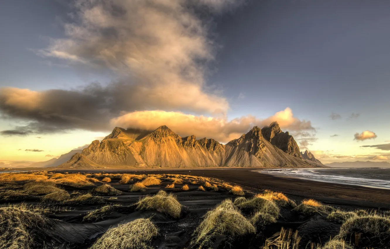 Фото обои Iceland, Morning, Vesturhorn, Last Clouds