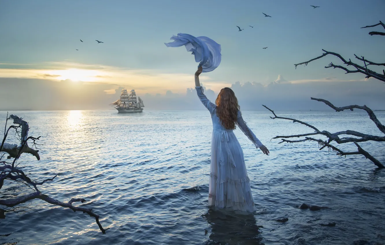 Фото обои море, девушка, закат, корабль