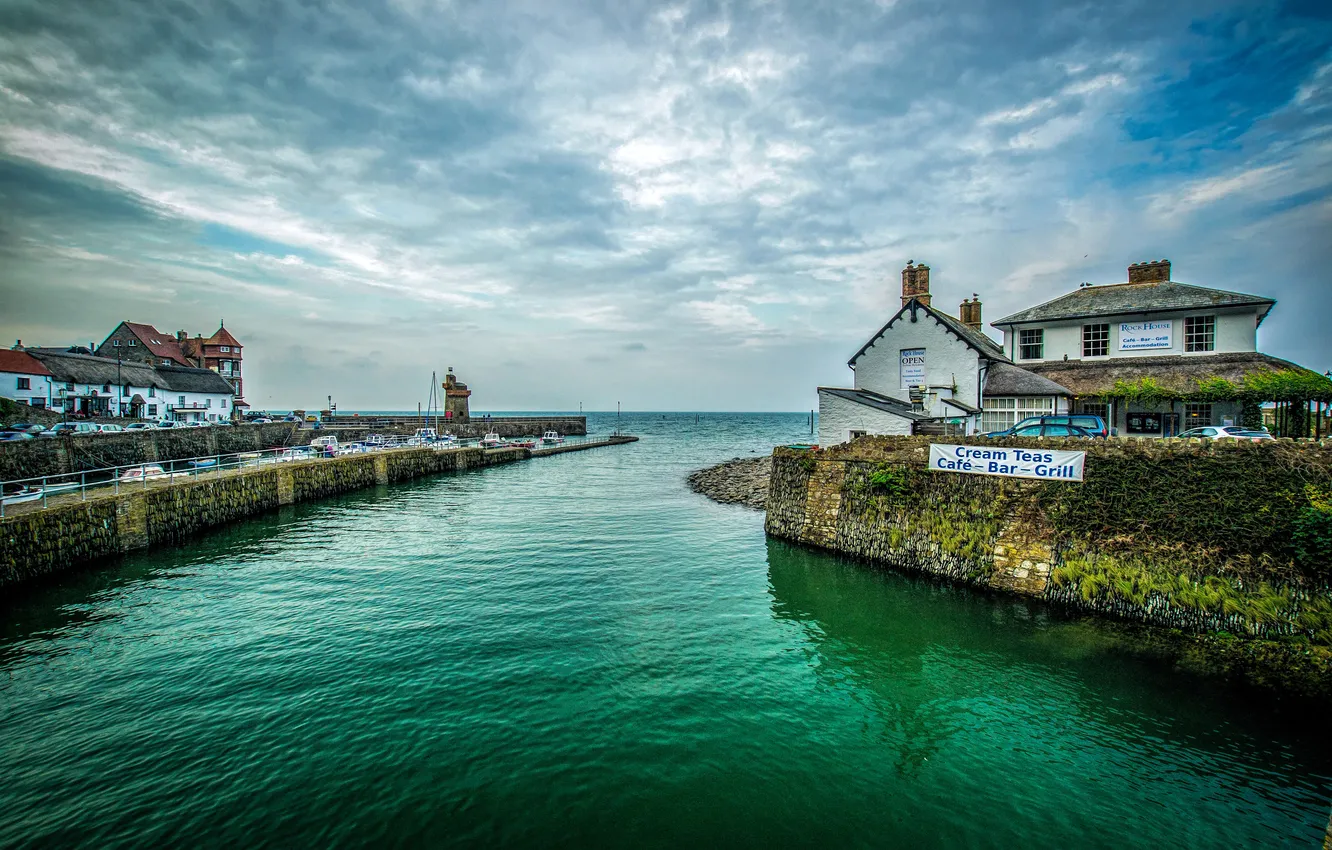 Фото обои море, небо, пейзаж, берег, дома, горизонт, Великобритания, Lynmouth