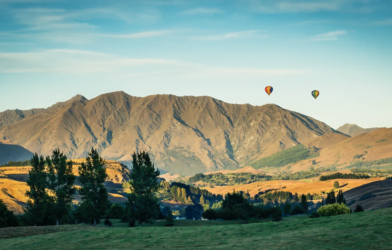 Фото обои деревья, холмы, trees, hills, ballons, баллоны